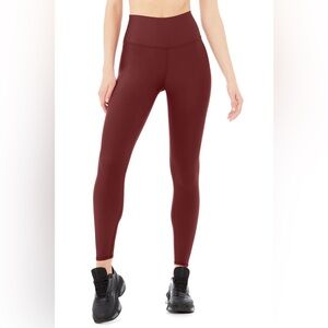 ALO Yoga 7/8 High-Waist Airlift Legging‎ in Cranberry Red, Size Small